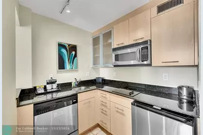 2670 E Sunrise Blvd, Unit #322, Fort Lauderdale, FL 33304 - Photo 4