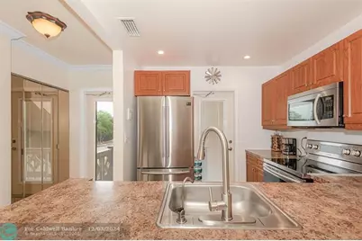 3431 NW 50th Ave, Unit #201, Lauderdale Lakes, FL 33319 - Photo 4
