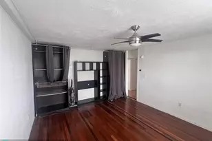 919 Michigan Ave, Miami Beach, FL 33139 - Photo 6