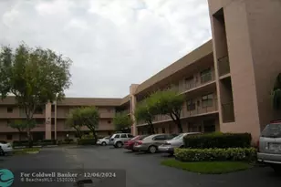 10442 Sunrise Lakes Blvd, Sunrise, FL 33322 - Photo 16