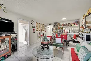 10442 Sunrise Lakes Blvd, Sunrise, FL 33322 - Photo 12