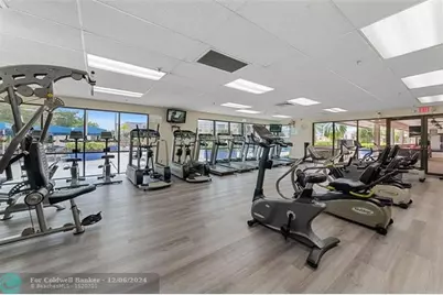 10442  Sunrise Lakes Blvd, Unit #202, Sunrise, FL 33322 - Photo 30