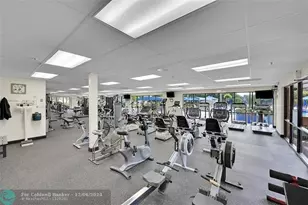 10442 Sunrise Lakes Blvd, Sunrise, FL 33322 - Photo 38