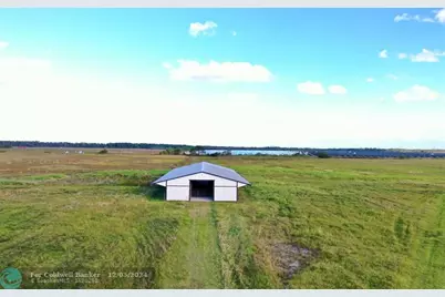 14151 E Center St, Okeechobee, FL 34974 - Photo 14