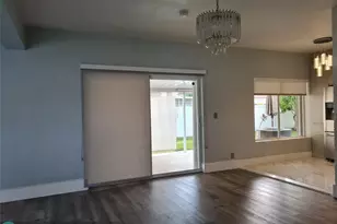 906 NE 3 St, Hallandale Beach, FL 33009 - Photo 8