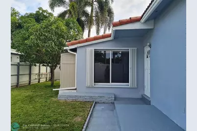 906 NE 3 Street, Hallandale Beach, FL 33009 - Photo 24