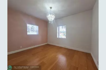 906 NE 3 Street, Hallandale Beach, FL 33009 - Photo 20