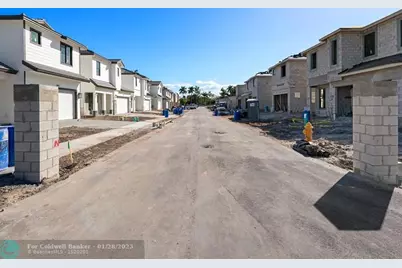 1453 SW 23rd Court, Fort Lauderdale, FL 33315 - Photo 14