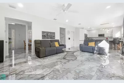 9526 NW 52nd Place, Coral Springs, FL 33076 - Photo 2