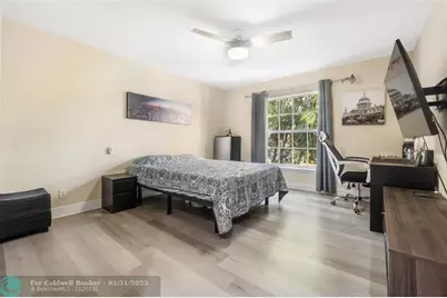9526 NW 52nd Place, Coral Springs, FL 33076 - Photo 18