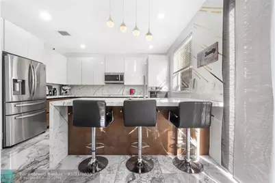 9526 NW 52nd Place, Coral Springs, FL 33076 - Photo 26
