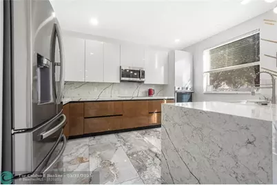 9526 NW 52nd Place, Coral Springs, FL 33076 - Photo 8