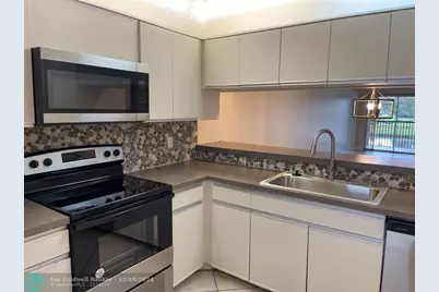 3993  Cypress Reach Ct, Unit #205, Pompano Beach, FL 33069 - Photo 14