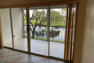 3993 Cypress Reach Ct, Pompano Beach, FL 33069 - Photo 4