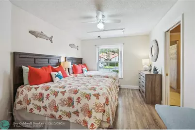 35  Centennial Court, Deerfield Beach, FL 33442 - Photo 16