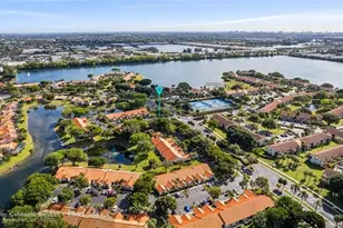 35 Centennial Ct, Deerfield Beach, FL 33442 - Photo 26