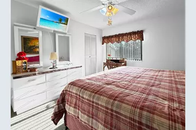 329  Knotty Pine Cir, Unit #C2, Greenacres, FL 33463 - Photo 16