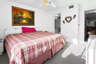 329 Knotty Pine Cir, Greenacres, FL 33463 - Photo 6