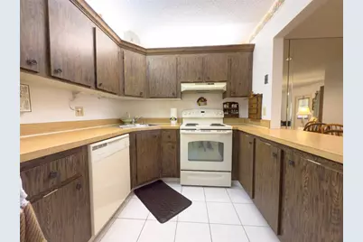 329  Knotty Pine Cir, Unit #C2, Greenacres, FL 33463 - Photo 4