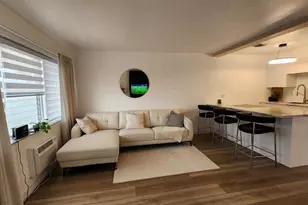 1015 SW 11th Ave, Hallandale Beach, FL 33009 - Photo 4