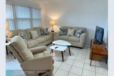 1010  Islewood D, Unit #1010, Deerfield Beach, FL 33442 - Photo 4