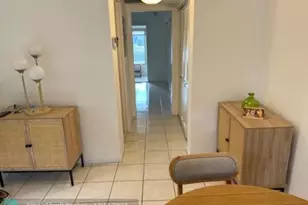 1010 Islewood D, Deerfield Beach, FL 33442 - Photo 6