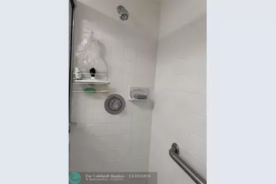 1010  Islewood D, Unit #1010, Deerfield Beach, FL 33442 - Photo 18