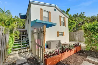 301 SW 9th St, Fort Lauderdale, FL 33315 - Photo 24