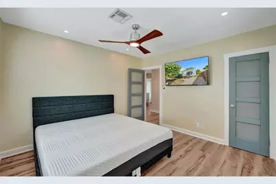 301 SW 9th St, Fort Lauderdale, FL 33315 - Photo 18