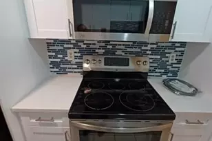 10036 Twin Lakes Dr, Coral Springs, FL 33071 - Photo 4