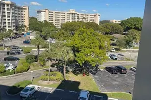 2681 S Course Dr, Pompano Beach, FL 33069 - Photo 26