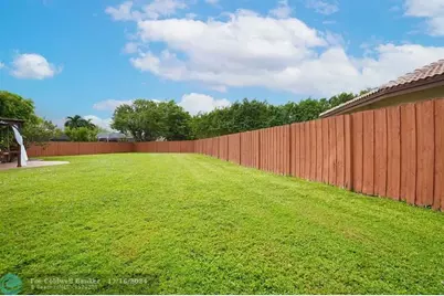 21661  Sonoma Ct, Boca Raton, FL 33433 - Photo 24