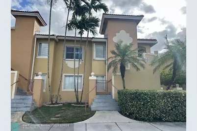 7910 NW 7th St, Unit #204, Pembroke Pines, FL 33024 - Photo 1