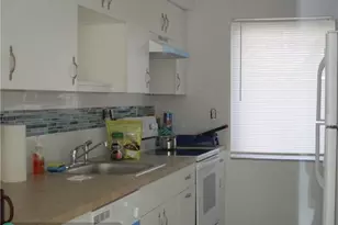 2361 NE 10th St, Pompano Beach, FL 33062 - Photo 2