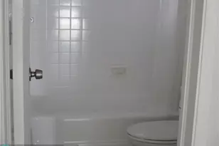 2361 NE 10th St, Pompano Beach, FL 33062 - Photo 6