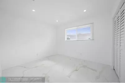 19930 NE 20th Ct, Miami, FL 33179 - Photo 22