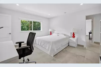 41 S Compass Dr, Fort Lauderdale, FL 33308 - Photo 30