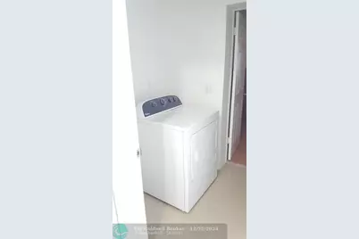 3234  Garfield St, Hollywood, FL 33021 - Photo 8
