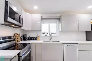 131 NW 72nd Way, Hollywood, FL 33024 - Photo 10