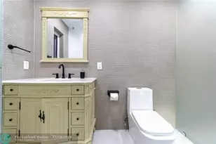 131 NW 72nd Way, Hollywood, FL 33024 - Photo 26