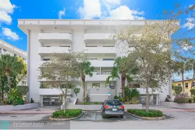 130 S Shore Dr, Unit #A4, Miami Beach, FL 33141 - Photo 2