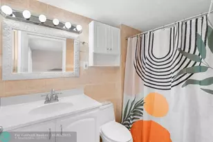 130 S Shore Dr, Miami Beach, FL 33141 - Photo 20