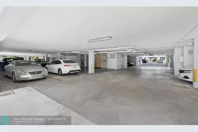 130 S Shore Dr, Unit #A4, Miami Beach, FL 33141 - Photo 22