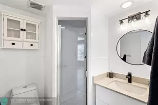 2420 SE 17 Unit, Fort Lauderdale, FL 33019 - Photo 10