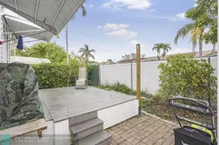 5670 SW Cypress Dr, Fort Lauderdale, FL 33312 - Photo 12