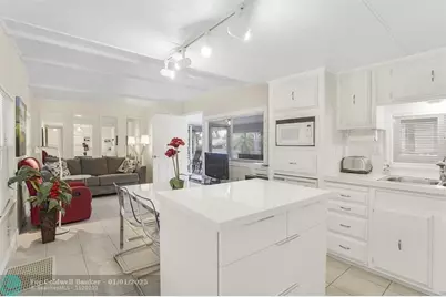 5670 SW Cypress Dr, Fort Lauderdale, FL 33312 - Photo 18