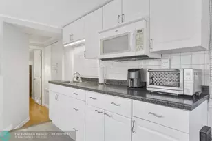 5670 SW Cypress Dr, Fort Lauderdale, FL 33312 - Photo 26