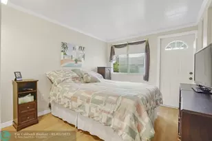 5670 SW Cypress Dr, Fort Lauderdale, FL 33312 - Photo 8