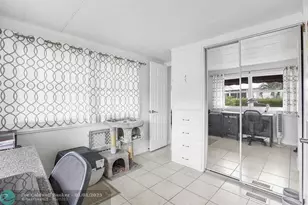 5670 SW Cypress Dr, Fort Lauderdale, FL 33312 - Photo 32
