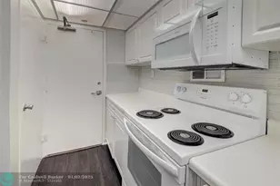 1000 West Ave, Miami Beach, FL 33139 - Photo 4